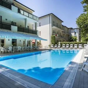 Athena Hotell